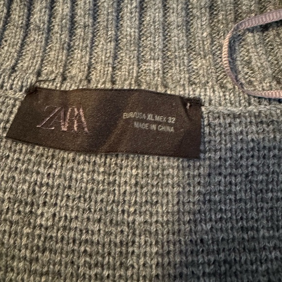Zara grey high neck sweater with front opening and long sleeves with cuffs xl - Picture 7 of 9